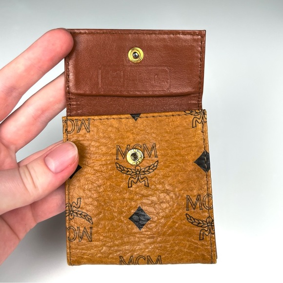 MCM Coin Wallet - Picture 3 of 9